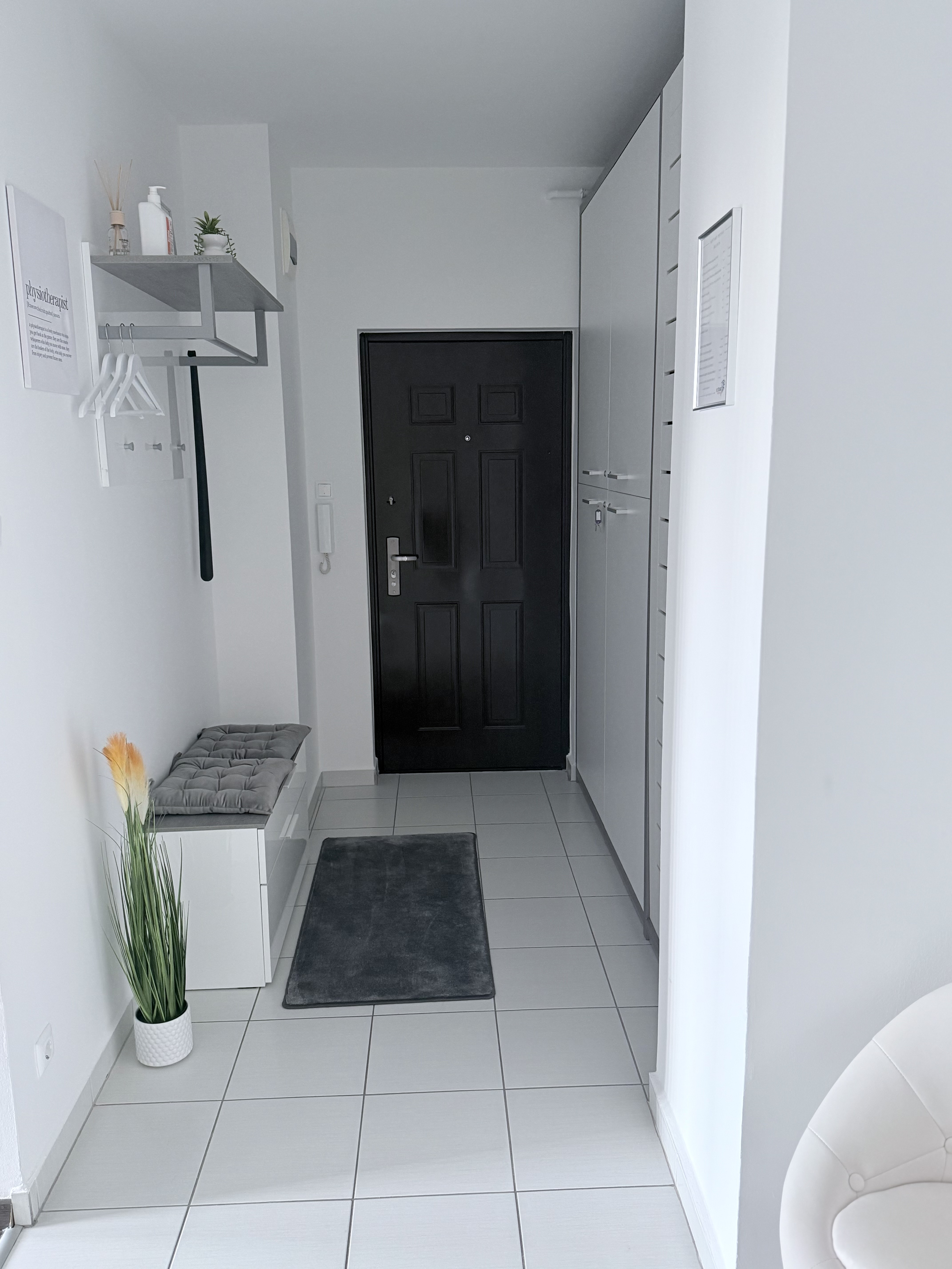 A ReStart Physio győri gyógytorna rendelő váróterme – belépéskor modern, tiszta és barátságos környezet fogad